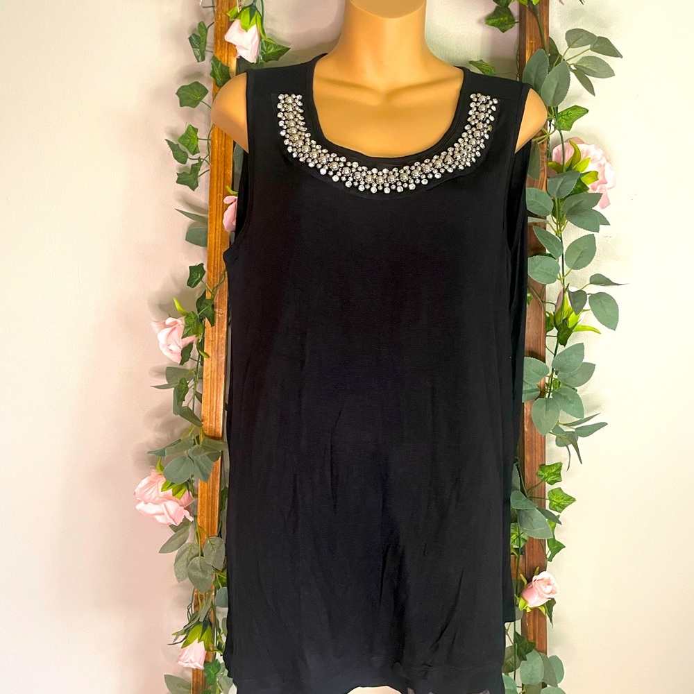 Avenue Embellished Sleeveless Blouse - Layered Hem NWT Size 14/16